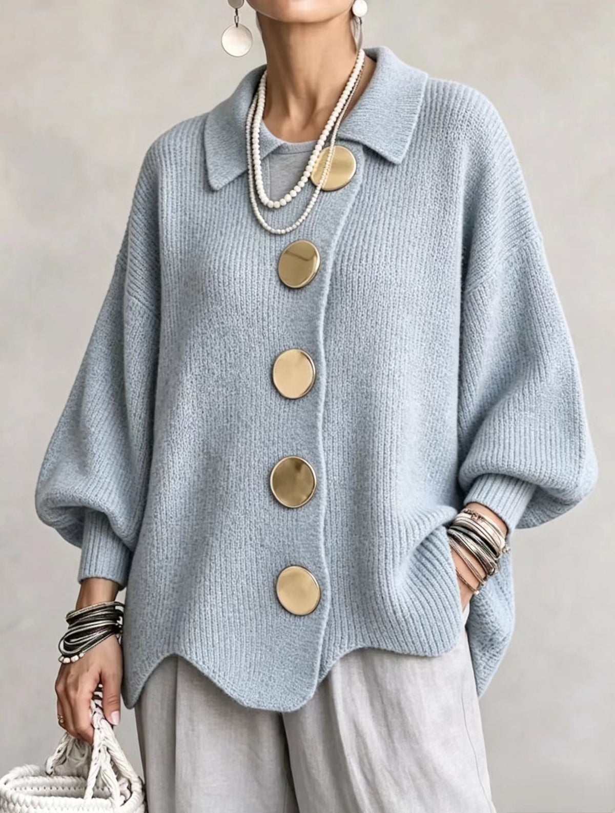 VICTOIRE | CÁRDIGAN OVERSIZE CON BOTONES DORADOS